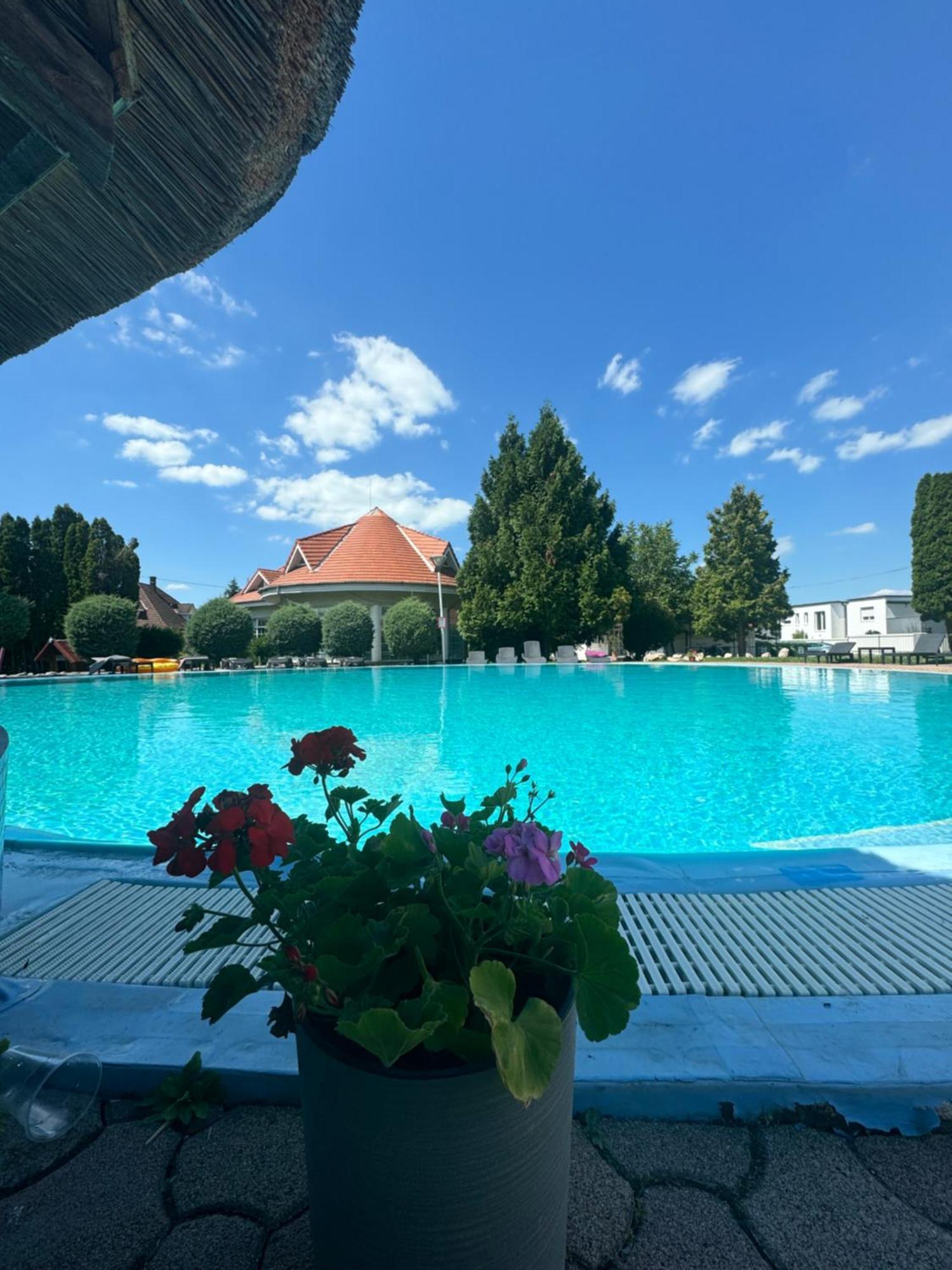 Blathy Apartman Siófok Exteriör bild
