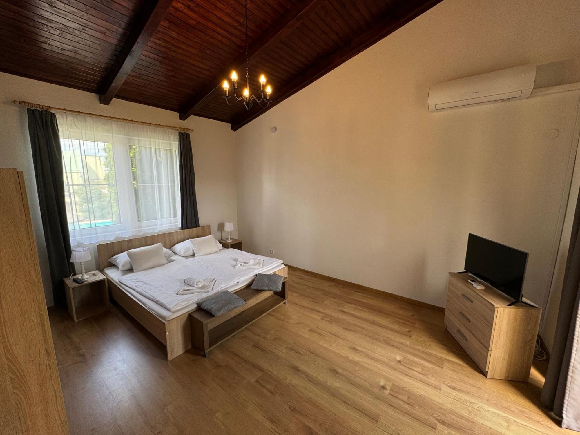 Blathy Apartman Siófok Exteriör bild