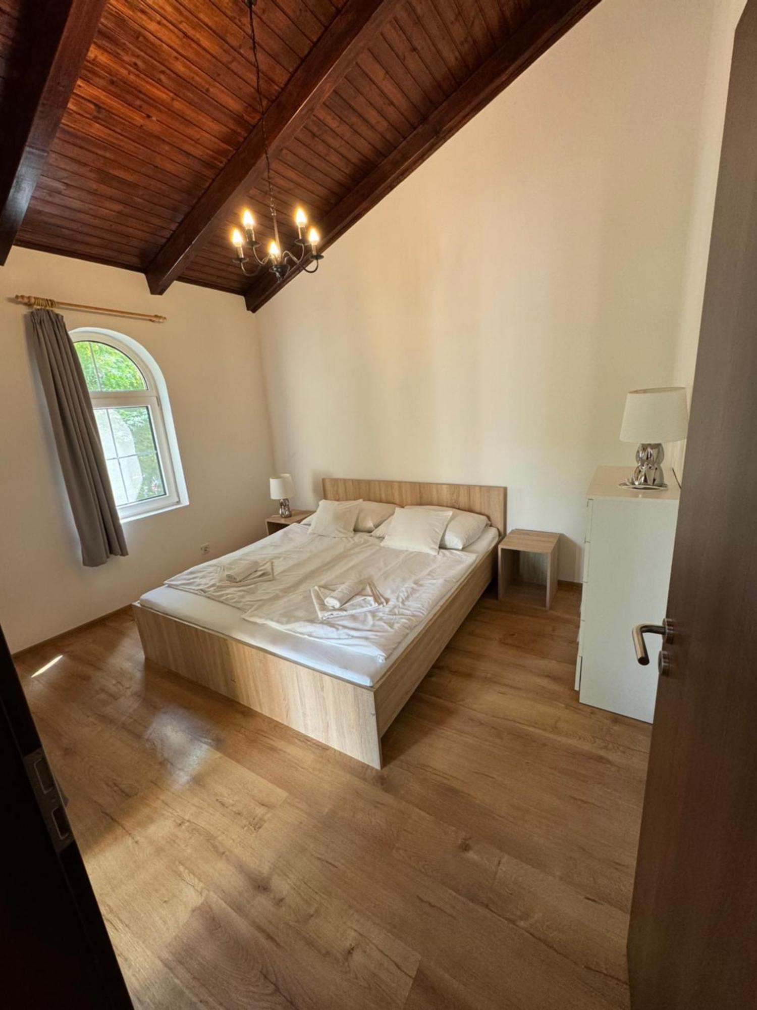 Blathy Apartman Siófok Exteriör bild